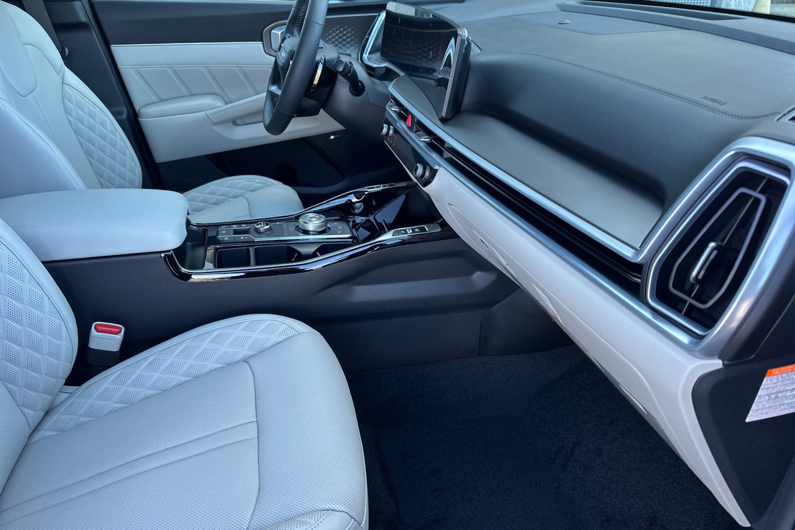 New 2026 Kia Sorento SX Prestige AWD/4WD image 16