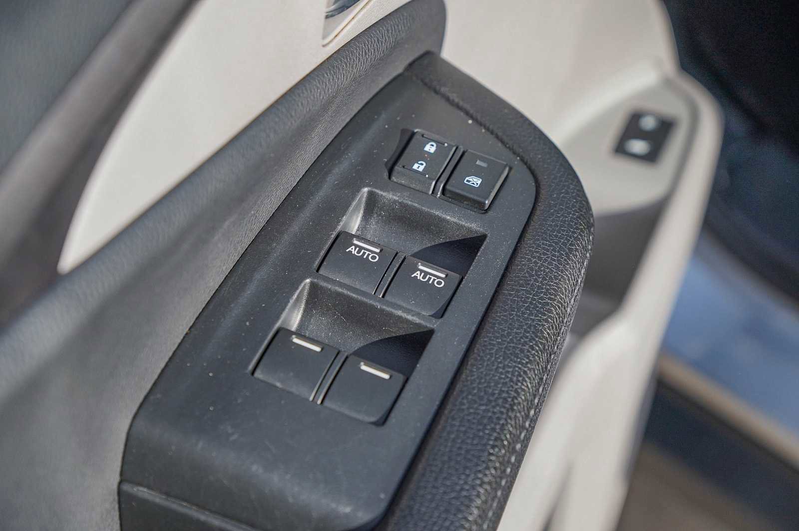 Used 2017 Honda Pilot EX-L image 21