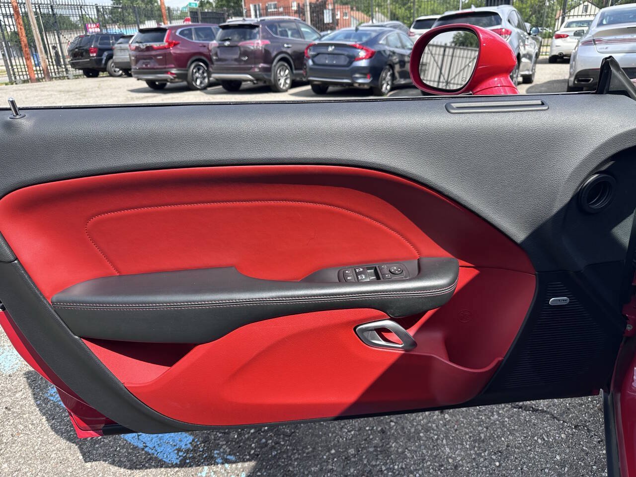Used 2015 Dodge Challenger R/T Plus RWD image 27