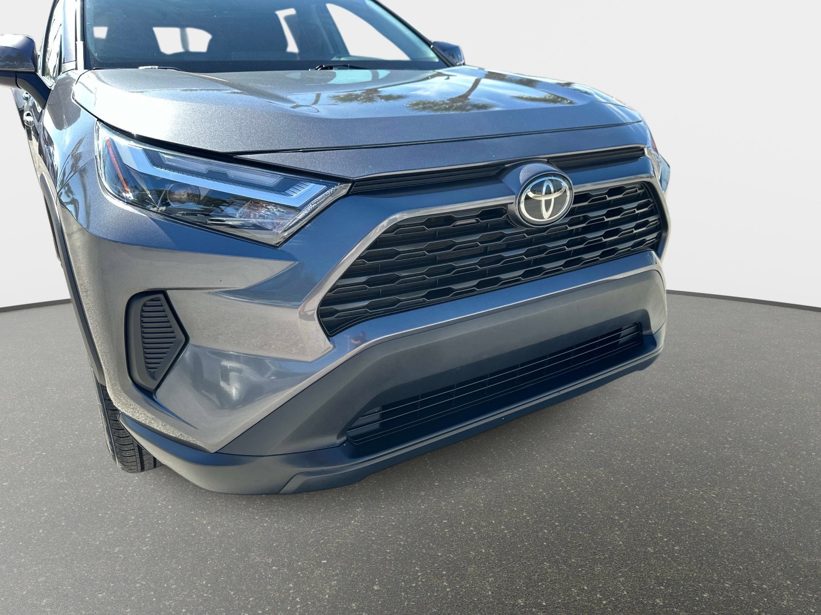 Used 2024 Toyota RAV4 XLE image 8