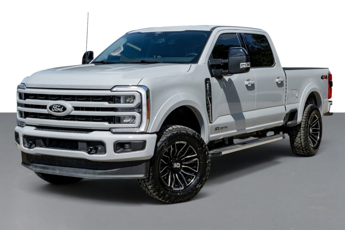 Used 2025 Ford F250 Lariat AWD/4WD image 5