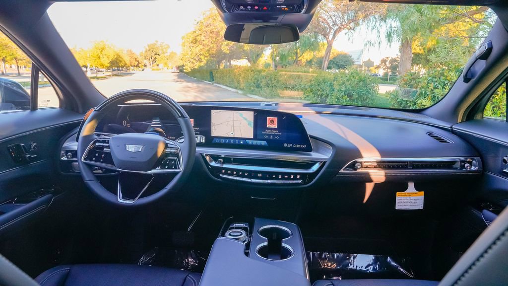 New 2026 Cadillac Lyriq Sport RWD image 11