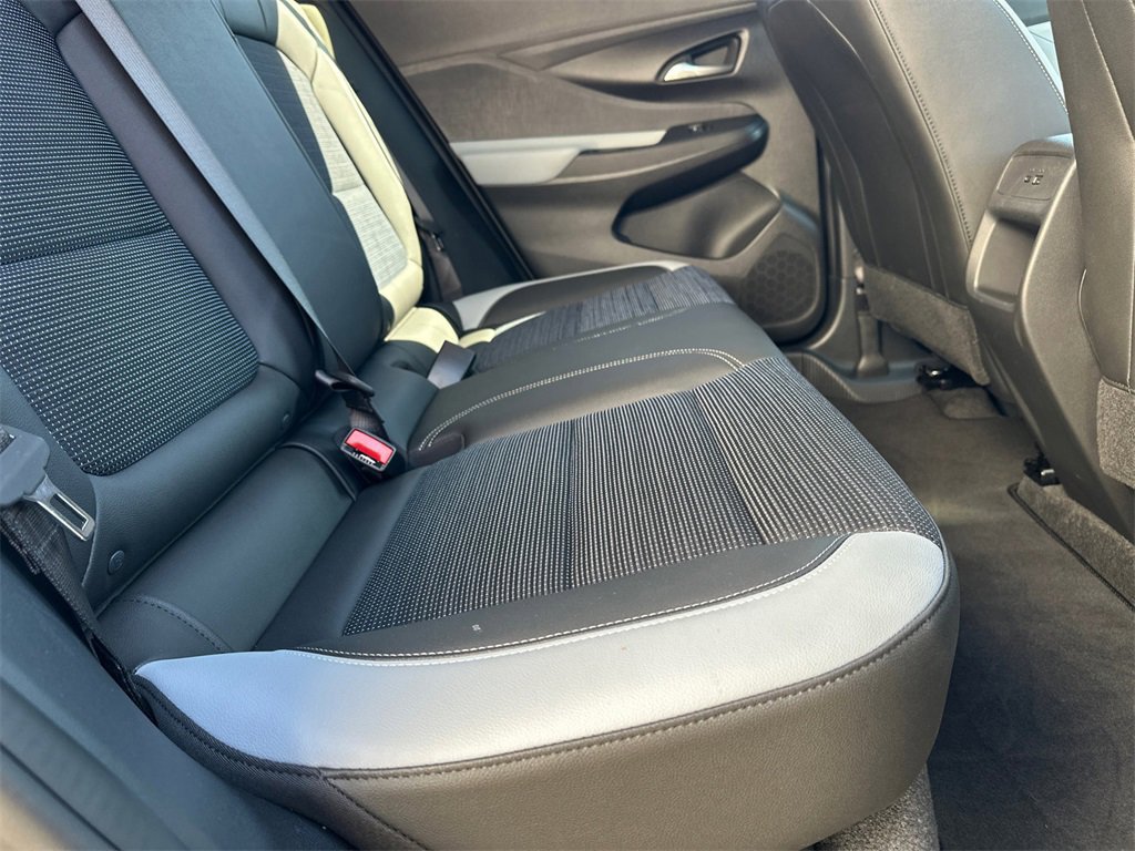 New 2025 Buick Envista Preferred image 16