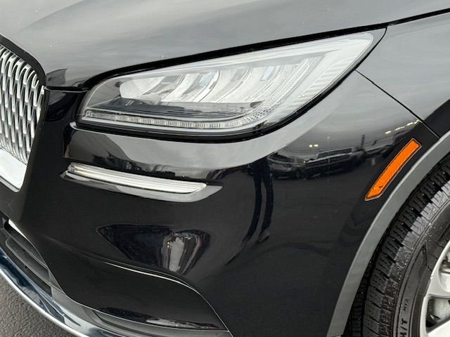 Used 2022 Lincoln Corsair AWD w/ Premium Package image 9