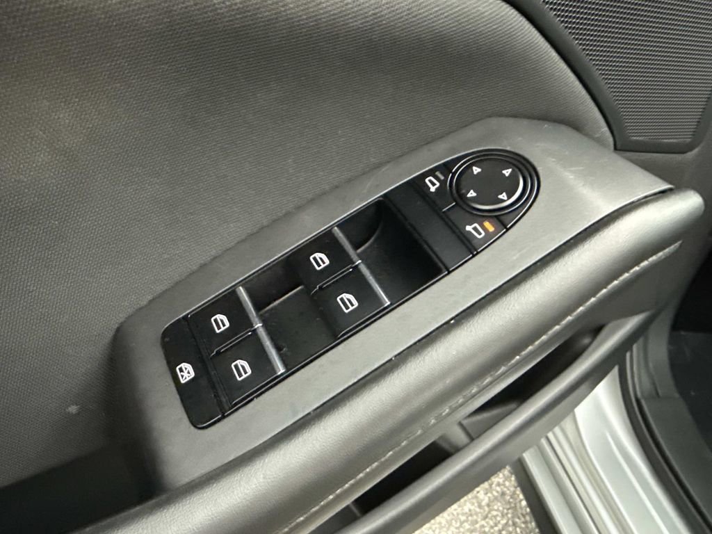 Used 2021 MAZDA MAZDA3 Sedan image 23