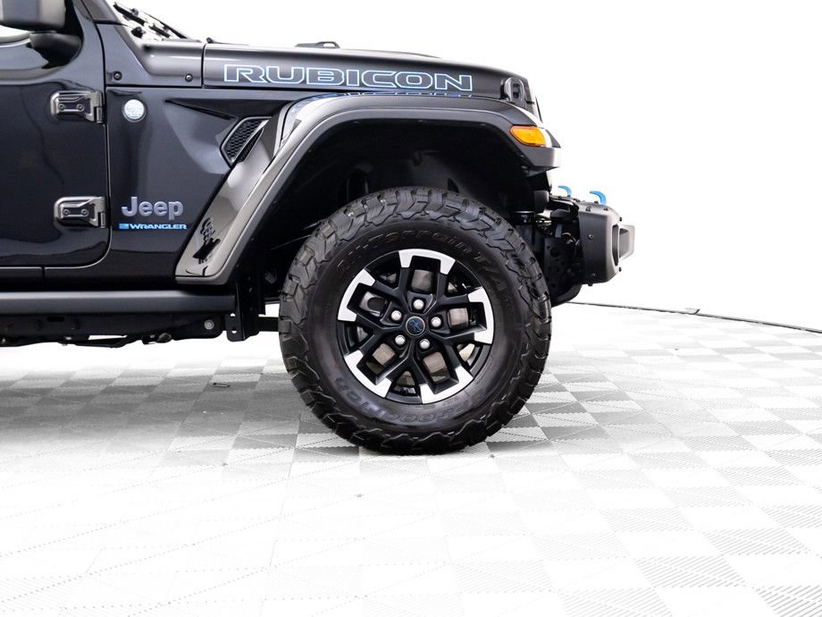 Used 2024 Jeep Wrangler Unlimited Rubicon 4xe image 34