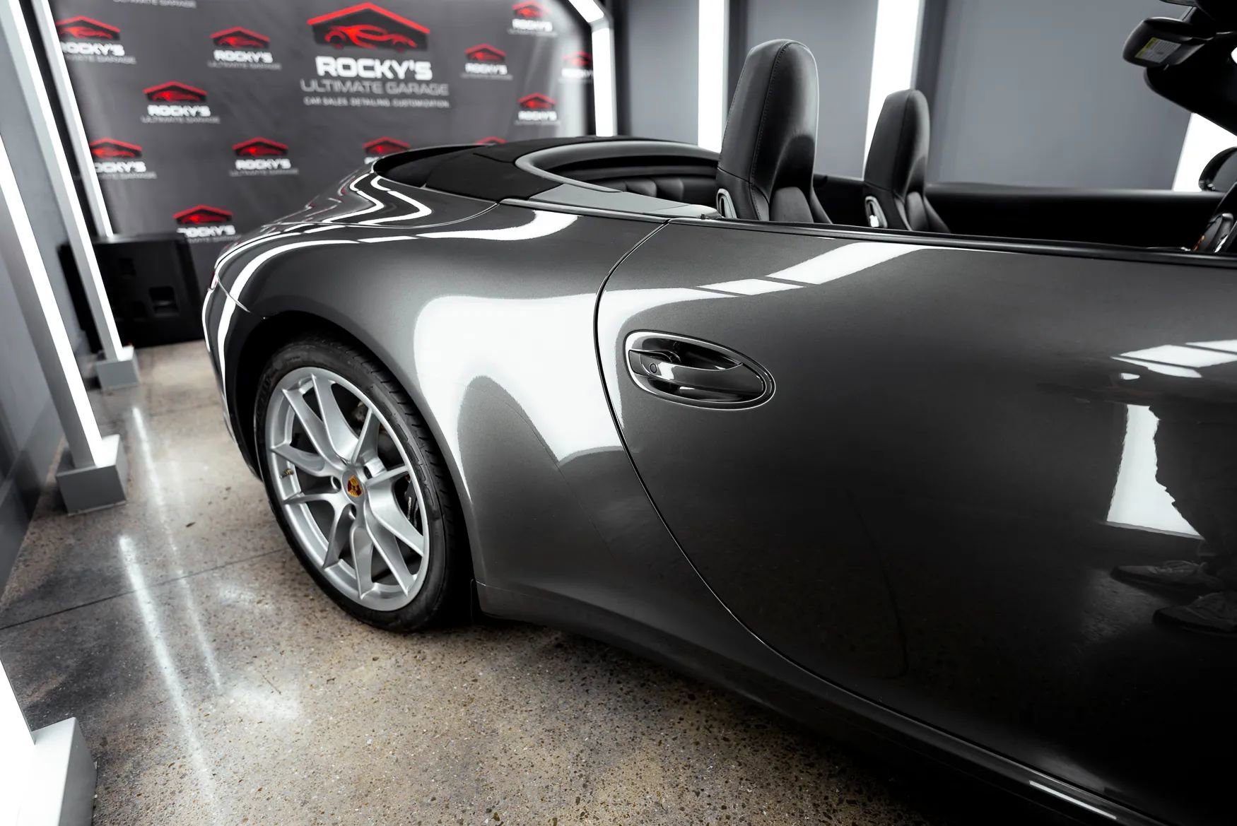 Used 2014 Porsche 911 Carrera image 4