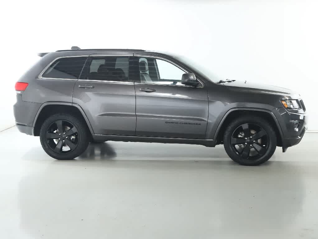 Used 2014 Jeep Grand Cherokee Altitude AWD/4WD image 11