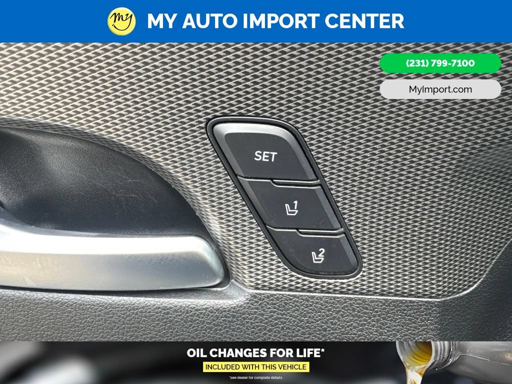 Used 2020 Hyundai Santa Fe Limited AWD/4WD image 12