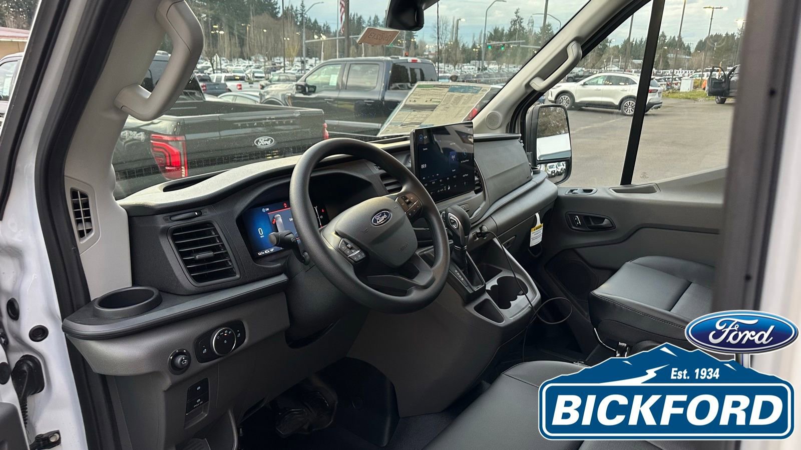 New 2026 Ford Transit 150 148 Medium Roof w/ Load Area Protection Package RWD image 10