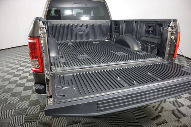 Used 2016 Ford F150 XLT w/ Equipment Group 302A Luxury AWD/4WD image 24