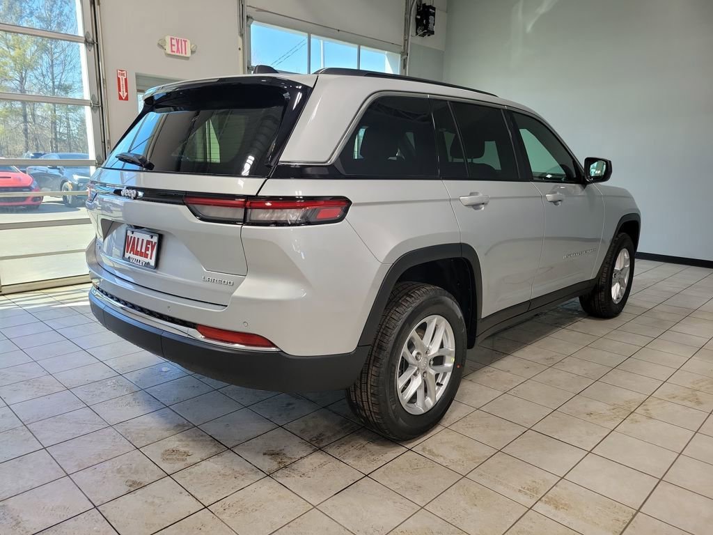 New 2026 Jeep Grand Cherokee Laredo X image 5