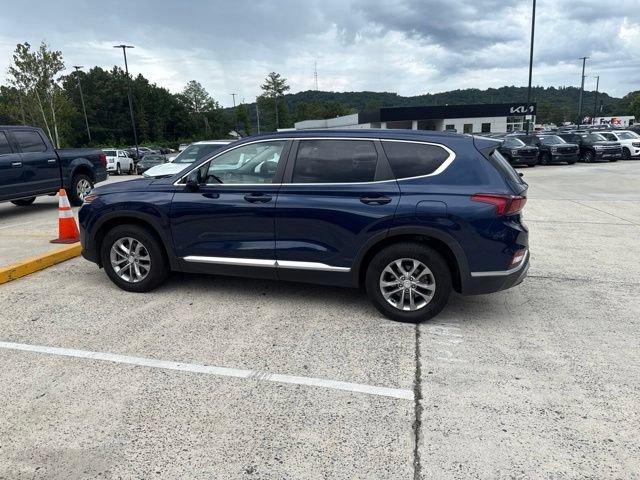 Used 2020 Hyundai Santa Fe SE FWD image 16