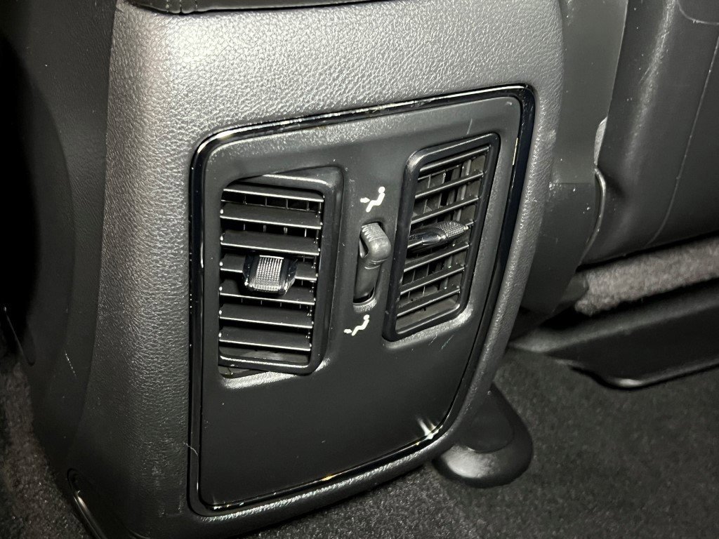 Certified 2020 Jeep Grand Cherokee Laredo image 21