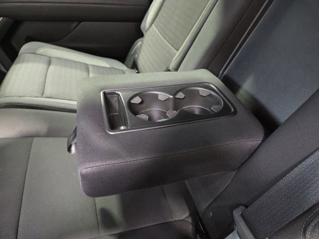 Used 2023 Chevrolet Suburban LS AWD/4WD image 34