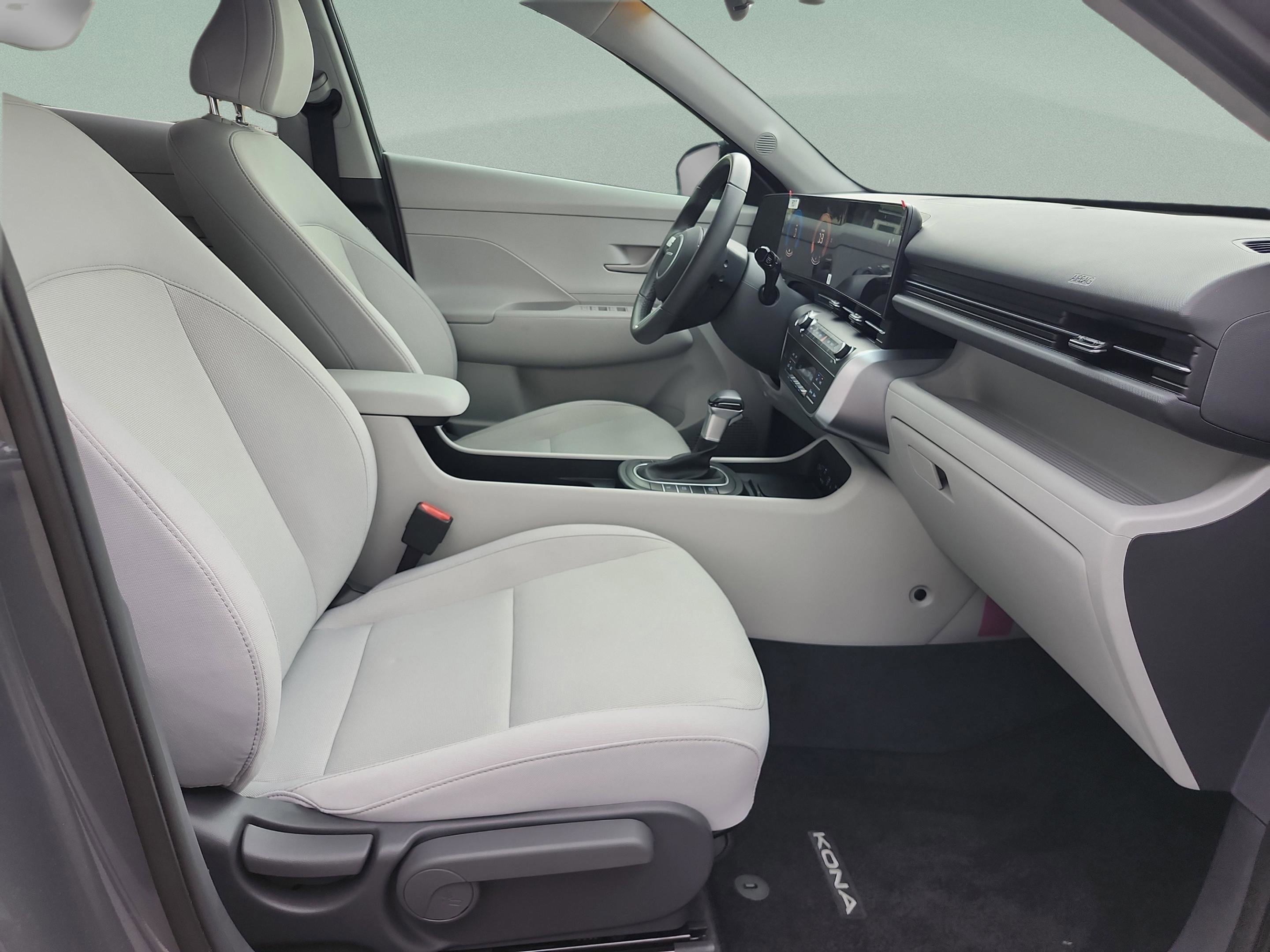 Certified 2026 Hyundai Kona SEL Sport FWD image 19