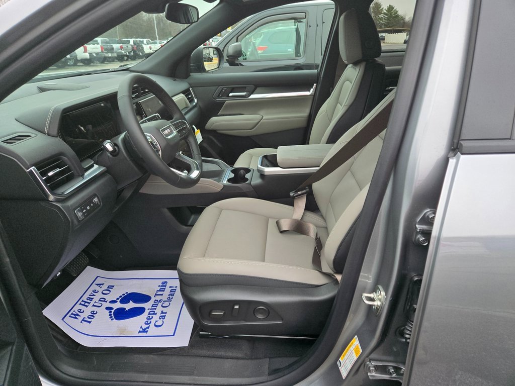 New 2026 GMC Terrain Elevation w/ Elevation Premium Package image 7