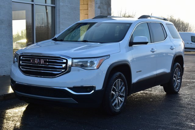 Used 2019 GMC Acadia SLE w/ Driver Alert Package I image 9