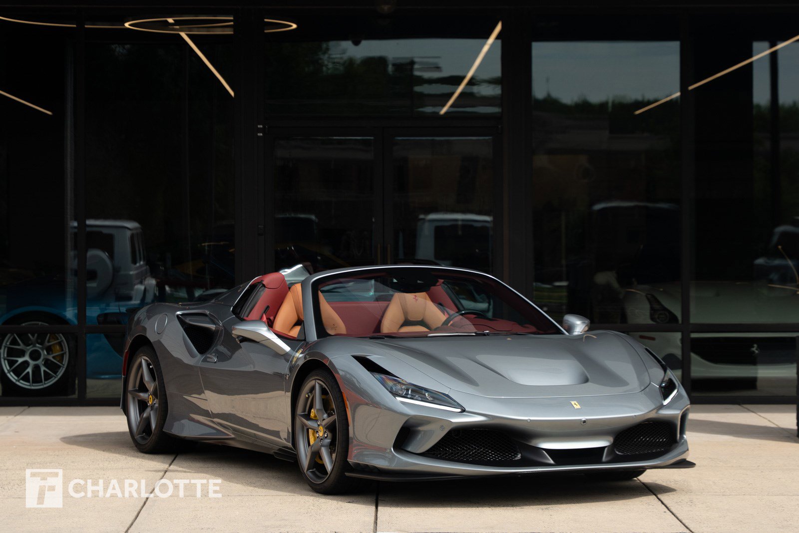 Used 2023 Ferrari F8 Tributo image 1