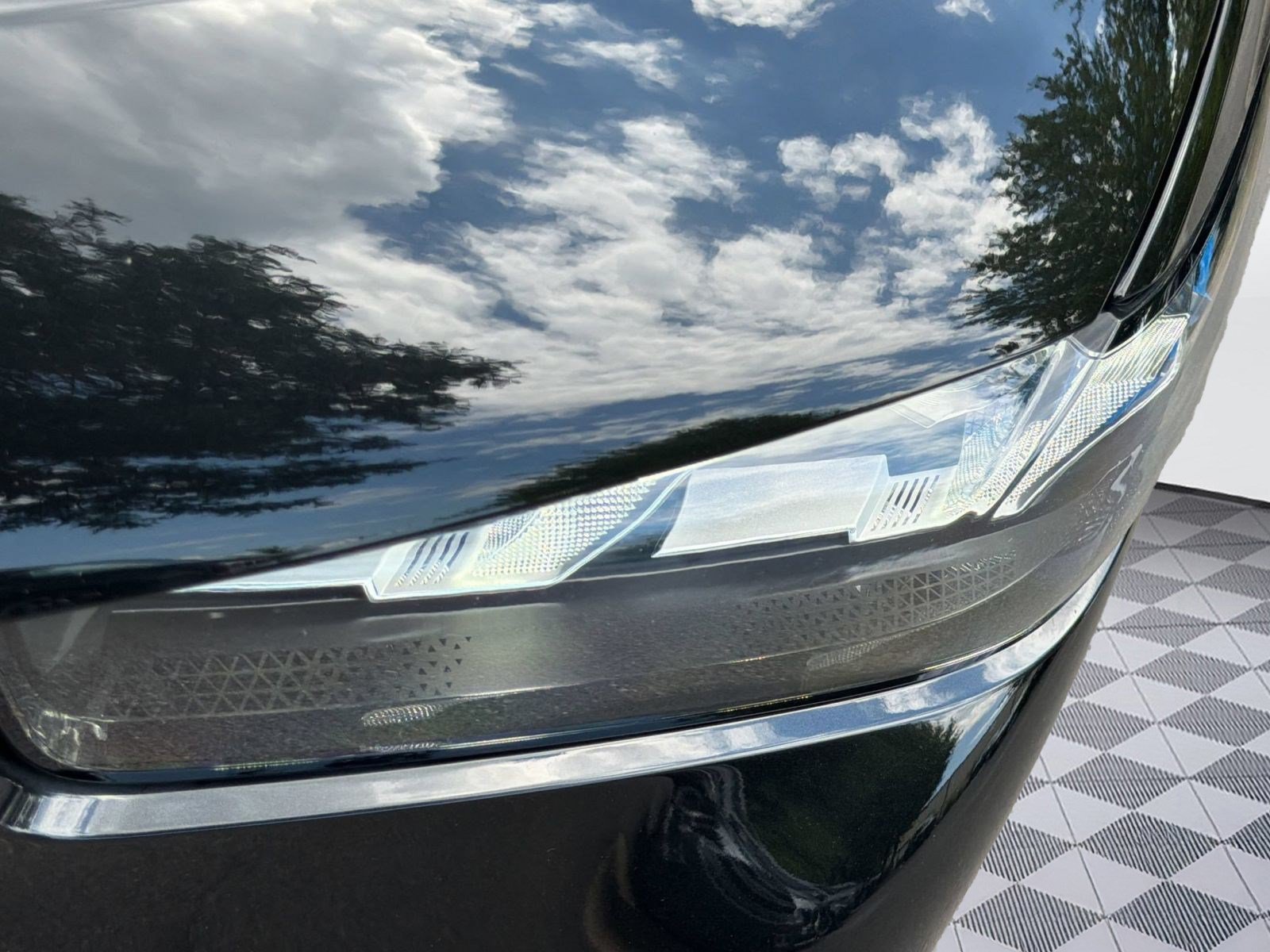 Certified 2024 BMW X5 M60i AWD/4WD image 11