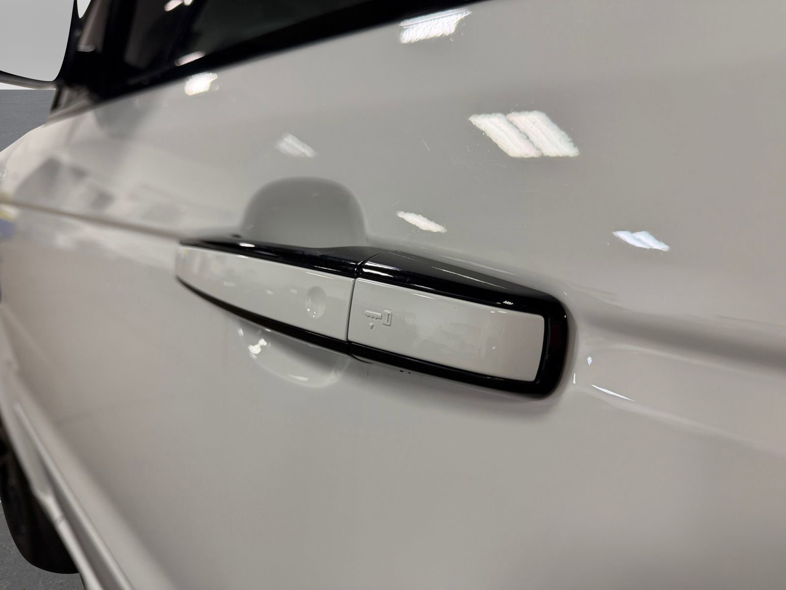 Used 2019 Land Rover Range Rover Sport HST image 44