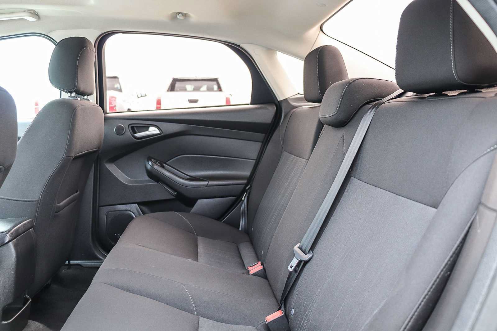 Used 2018 Ford Focus SEL FWD image 15