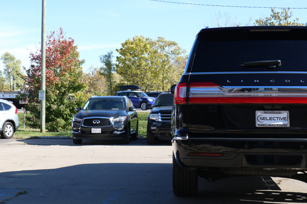 Used 2020 Lincoln Navigator L Reserve w/ Luxury Package image 13