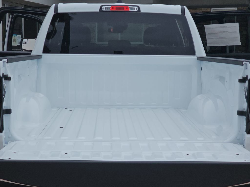 New 2026 RAM 1500 Tradesman AWD/4WD image 12