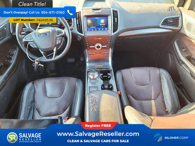 Used 2020 Ford Edge Titanium w/ Equipment Group 301A FWD image 11