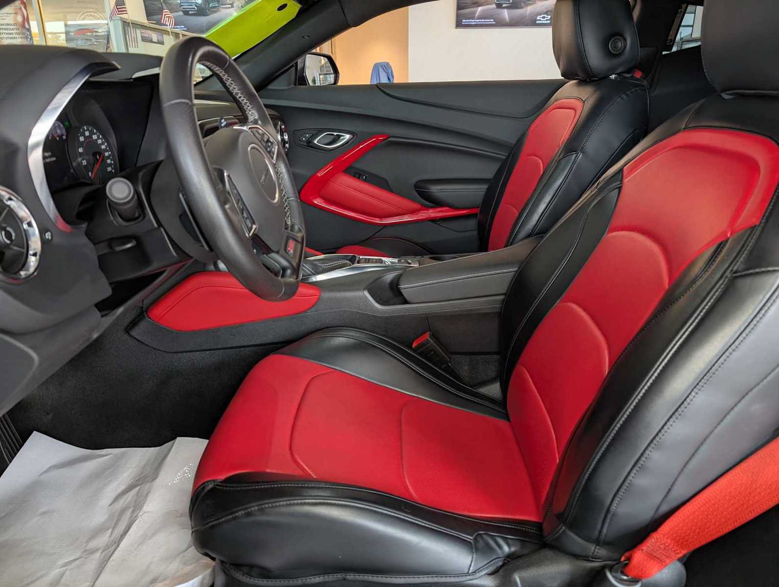 Used 2023 Chevrolet Camaro SS RWD image 4