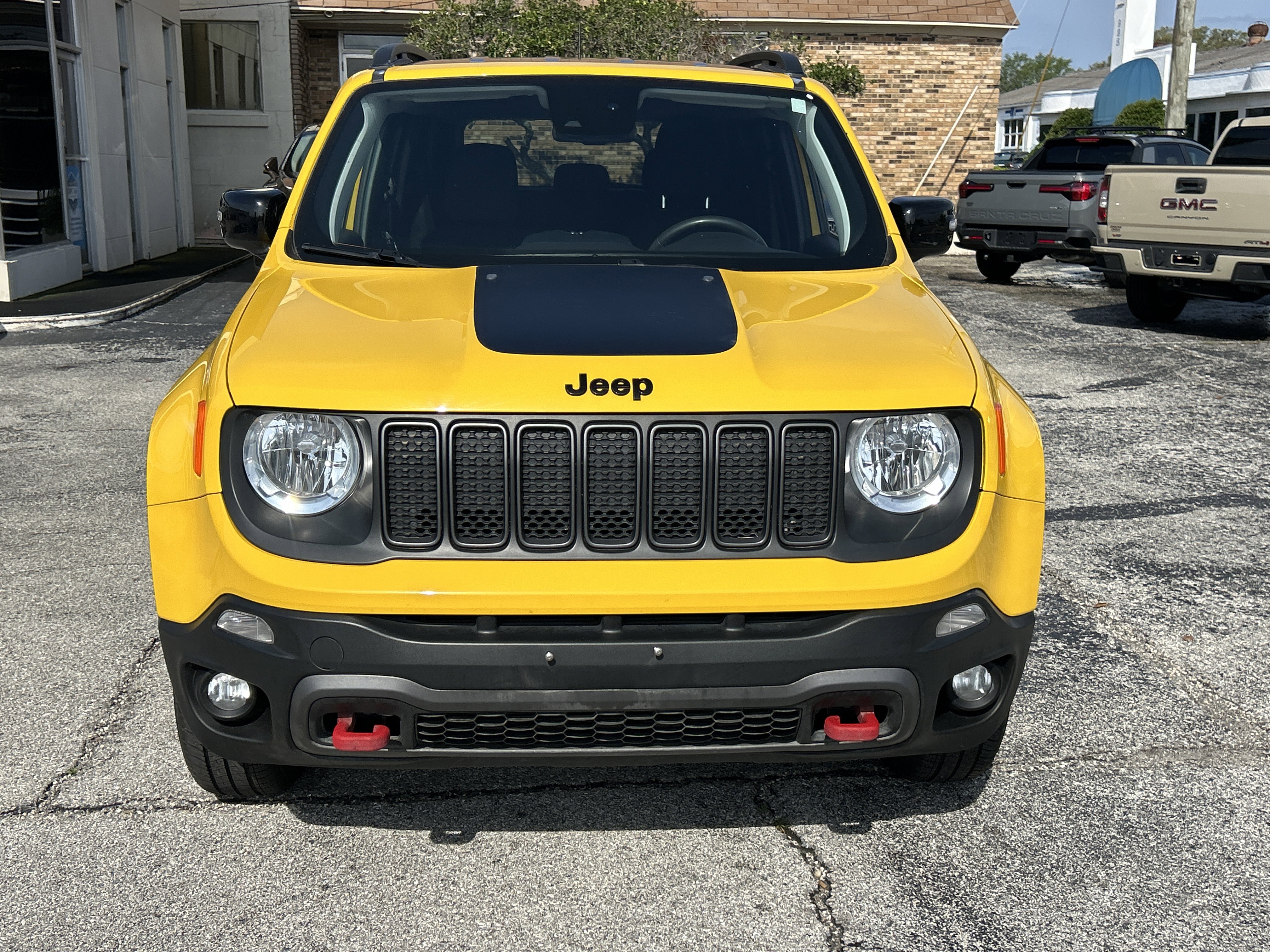 Used 2023 Jeep Renegade Trailhawk AWD/4WD image 8