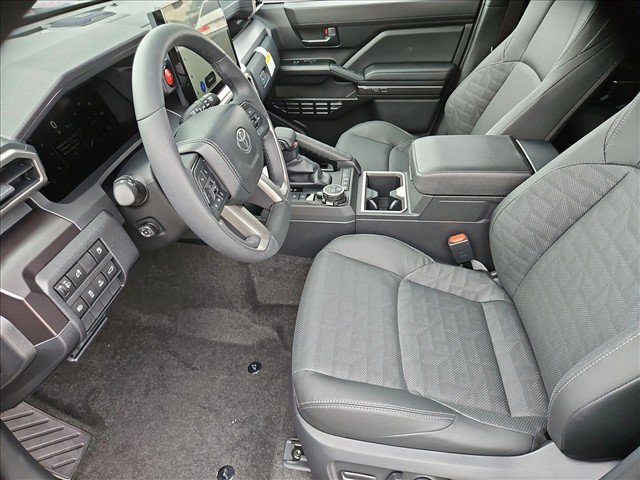 New 2026 Toyota 4Runner TRD Off-Road Premium w/ Tow Technology Package AWD/4WD image 4