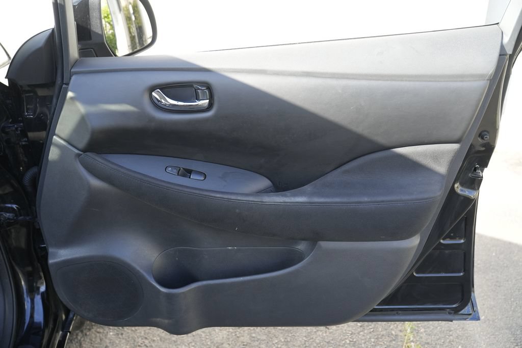 Used 2017 Nissan Leaf S w/ Charge Package FWD image 30