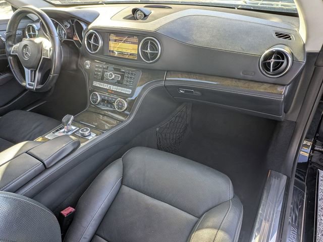 Used 2013 Mercedes-Benz SL 550 image 26