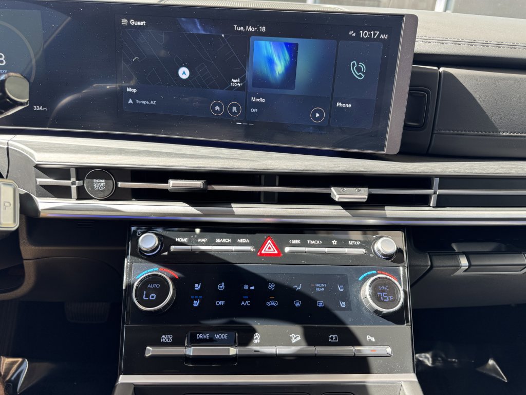 Used 2024 Hyundai Santa Fe Limited image 20