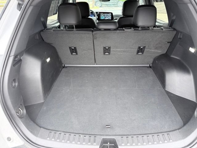 Used 2026 Chevrolet Equinox LT w/ Convenience Package II FWD image 9