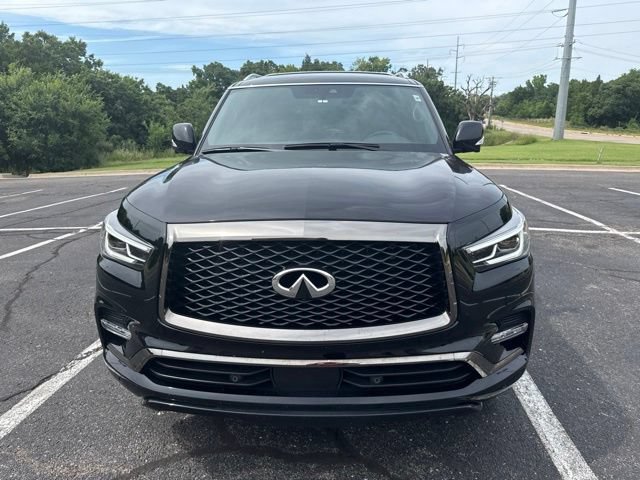 Used 2024 INFINITI QX80 Sensory AWD/4WD image 2