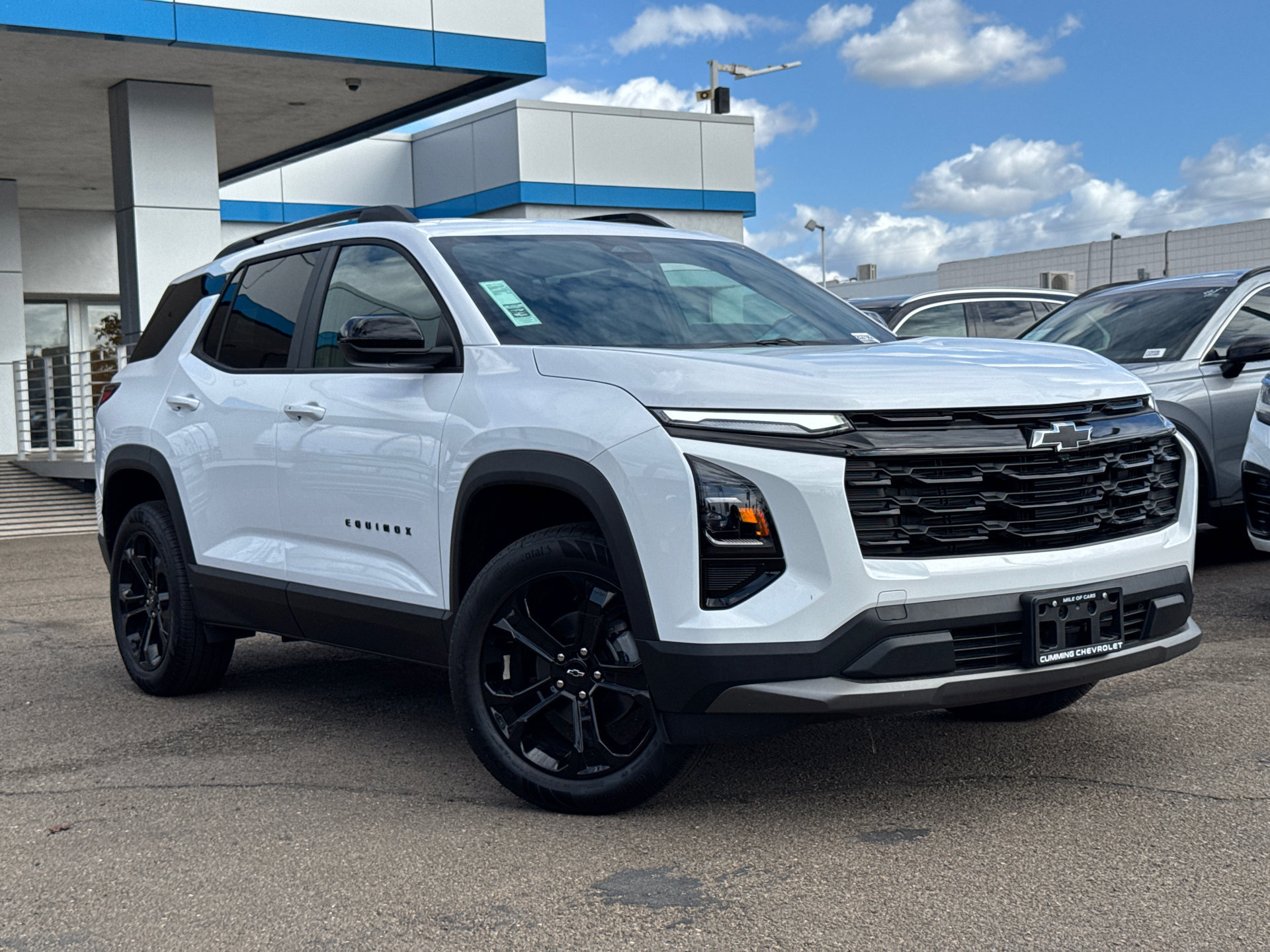 New 2027 Chevrolet Equinox LT w/ Convenience Package II FWD image 2