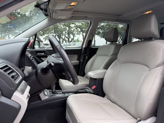 Used 2016 Subaru Forester 2.5i Touring AWD/4WD image 7