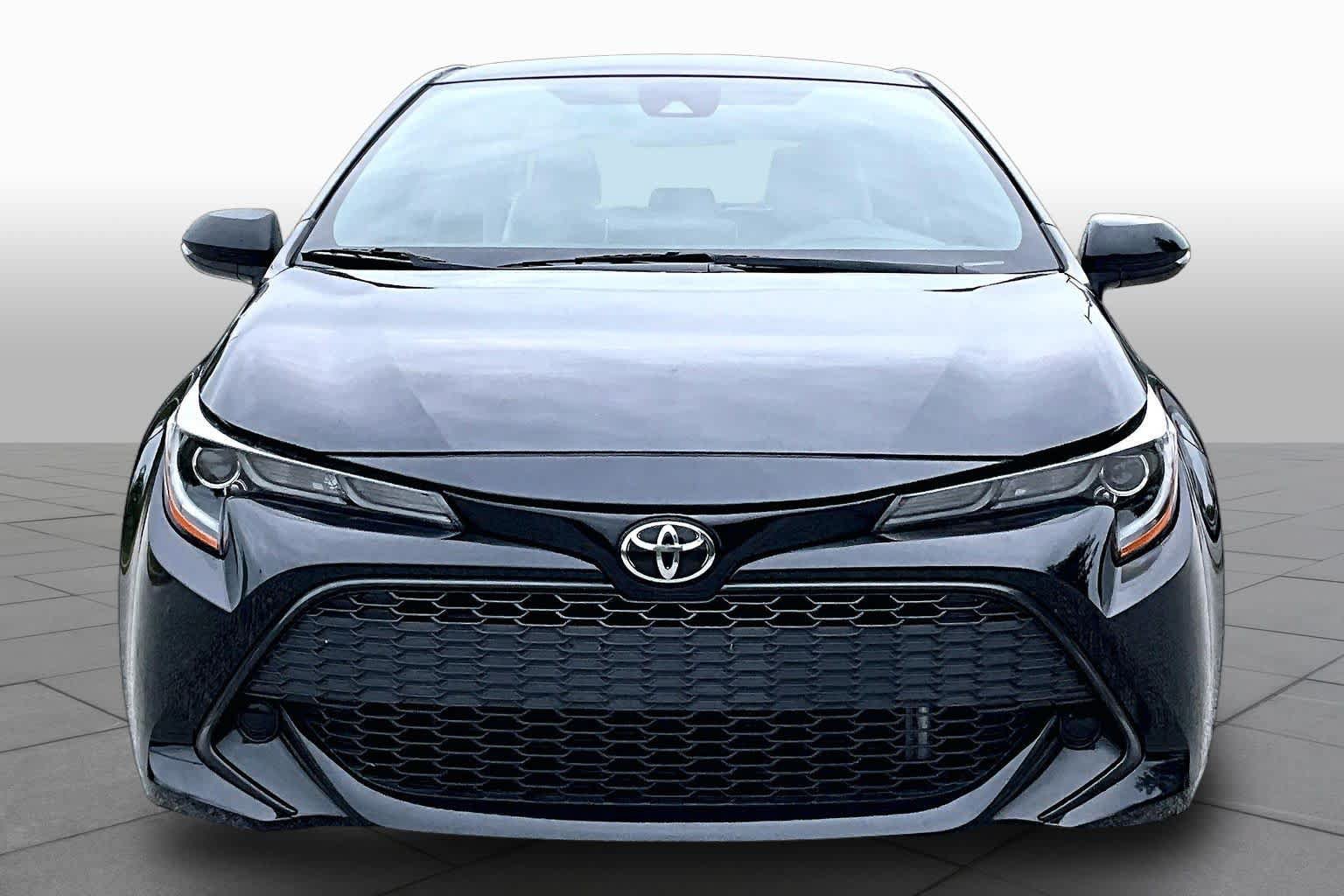 Used 2019 Toyota Corolla SE w/ SE Option Package FWD image 4