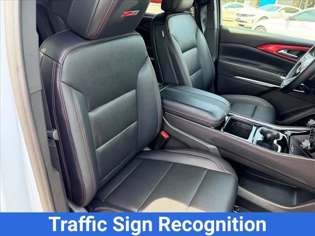 New 2026 Chevrolet Traverse Z71 w/ Driver Confidence Package AWD/4WD image 15