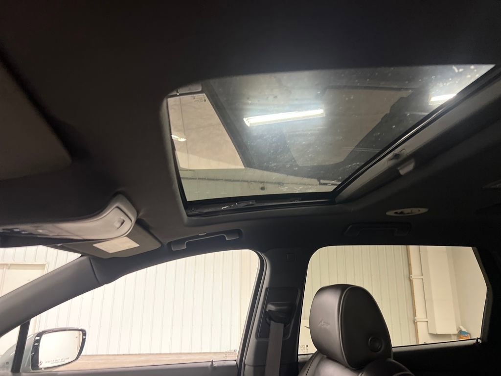 Certified 2023 Buick Enclave Avenir w/ Avenir Technology Package image 29