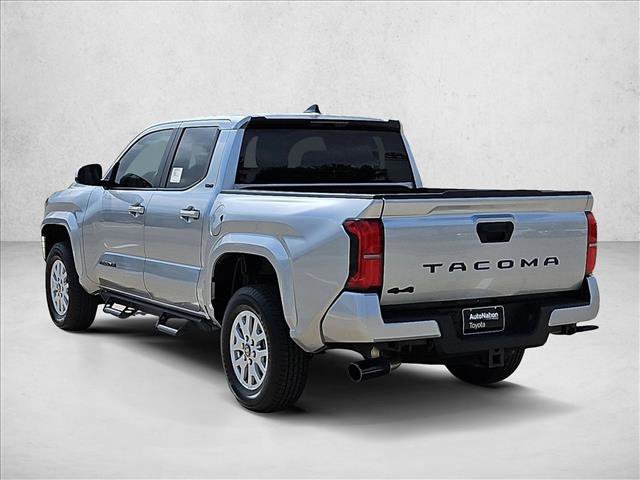 Used 2025 Toyota Tacoma SR5 AWD/4WD image 8