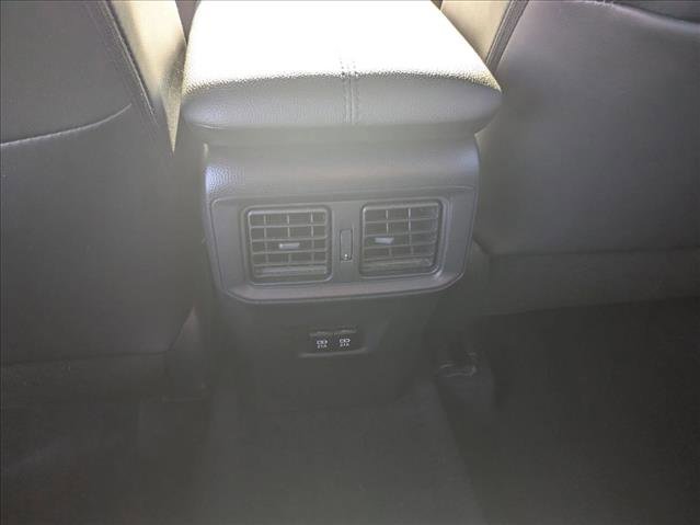 Used 2020 Toyota RAV4 Limited image 16