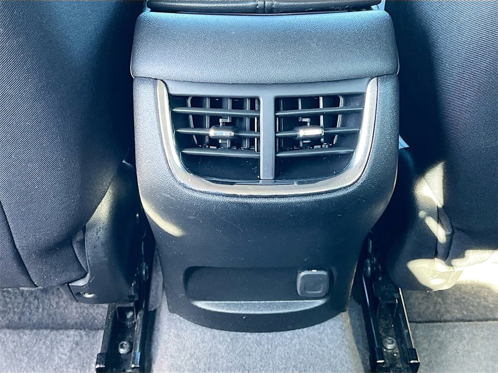 Used 2023 Chevrolet Malibu LT image 23