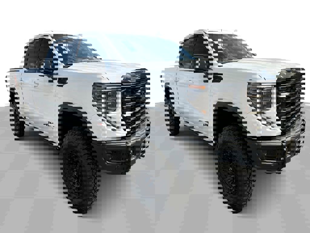 Used 2025 GMC Sierra 1500 AT4X image 2