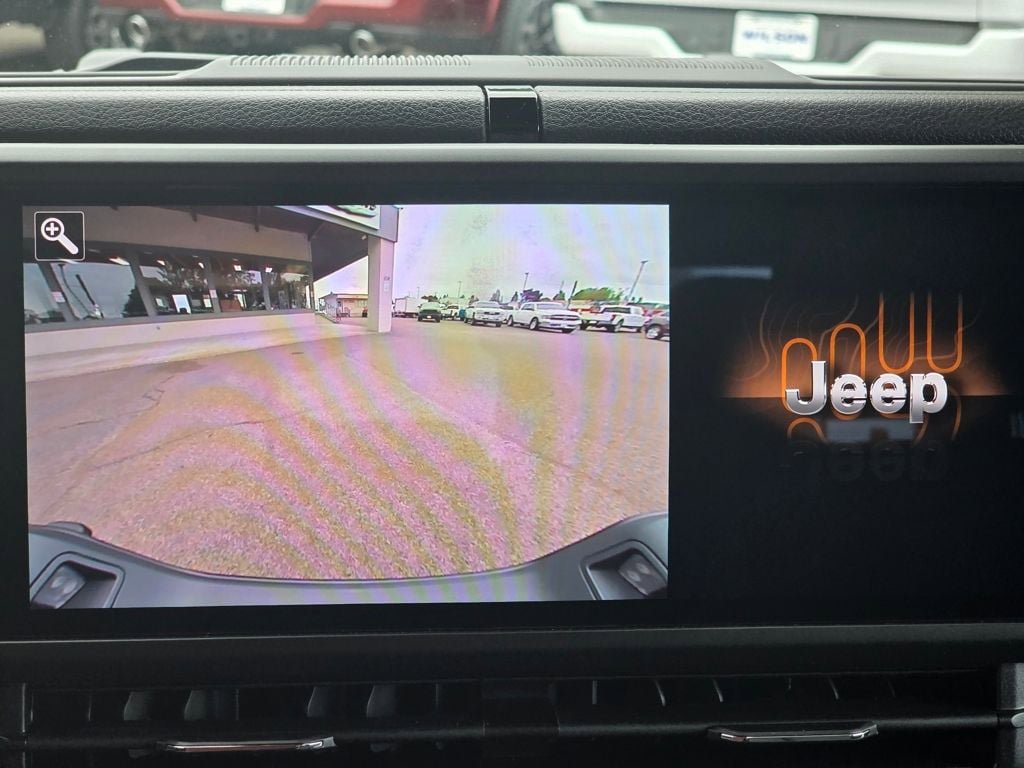 New 2025 Jeep Gladiator Sport AWD/4WD image 12