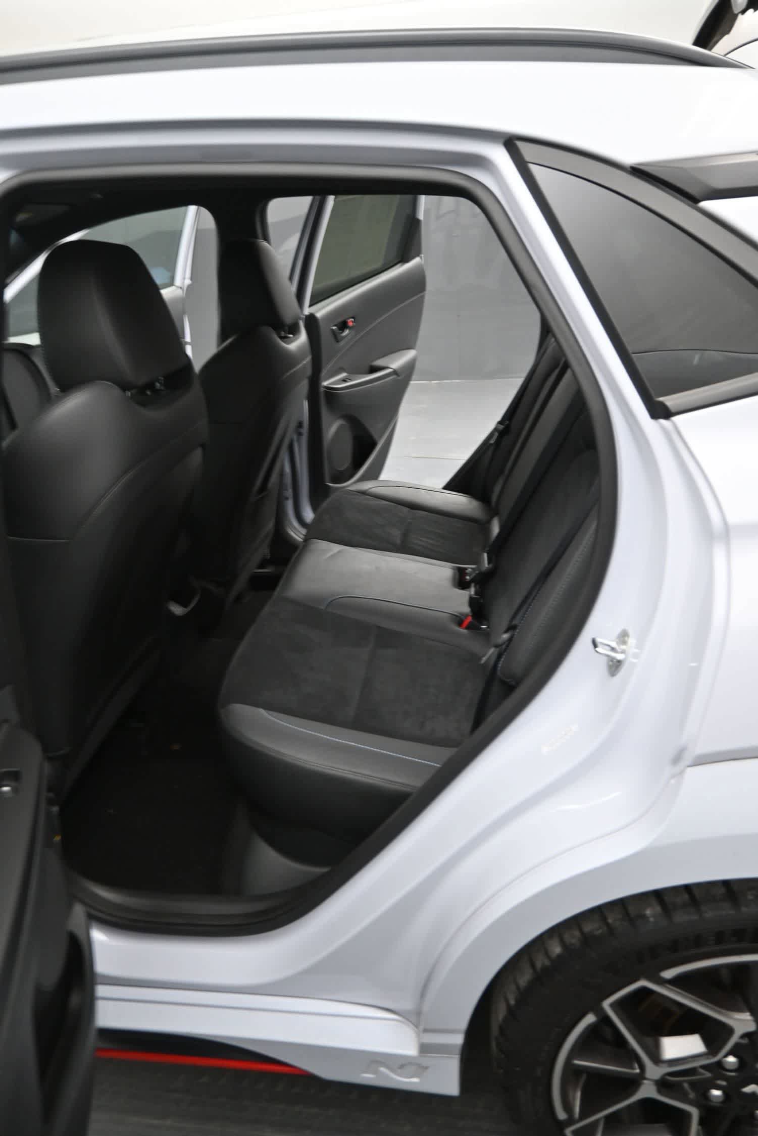 Used 2022 Hyundai Kona N FWD image 12