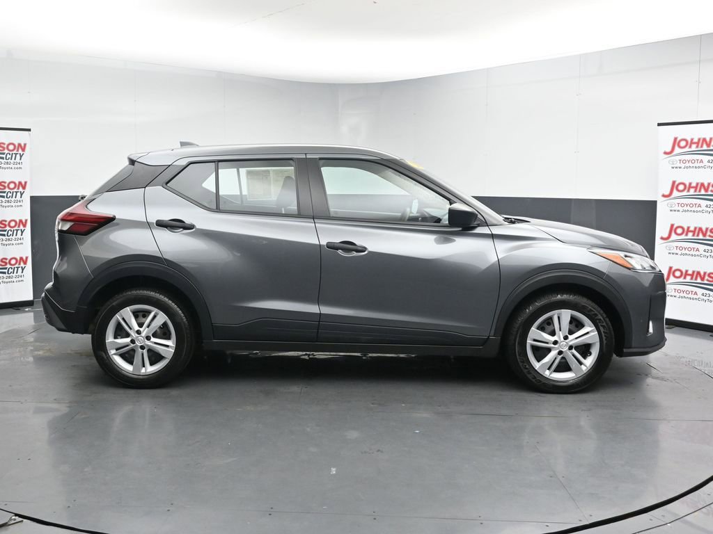 Used 2024 Nissan Kicks S FWD image 9