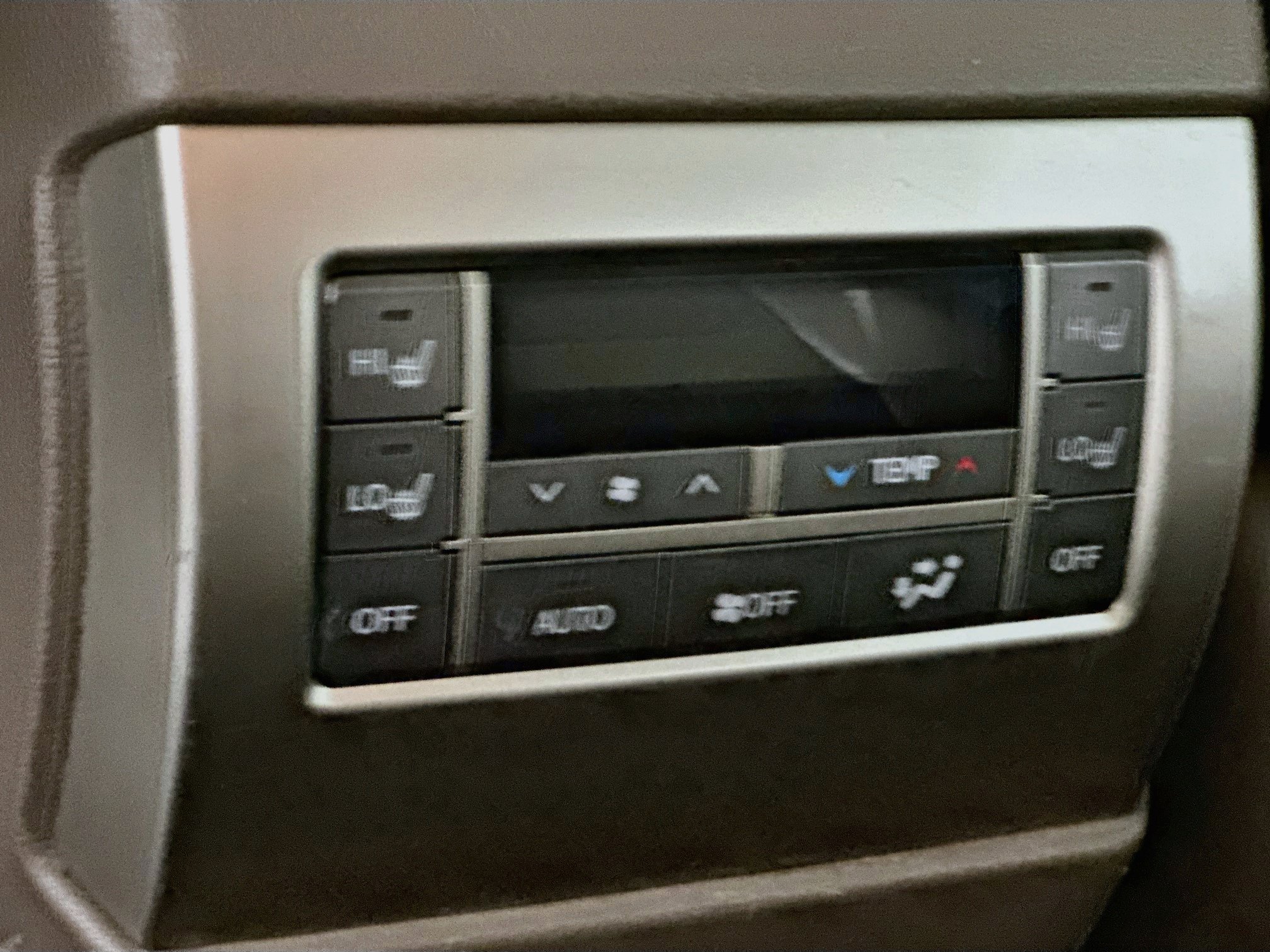 Used 2013 Lexus GX 460 w/ Comfort Plus Pkg AWD/4WD image 28